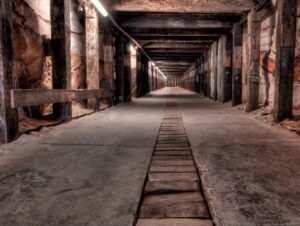 خرید، فروش و ارزیابی معادن